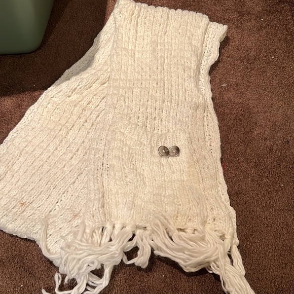 Bundle of 7 Scarves - Picture 4 of 9